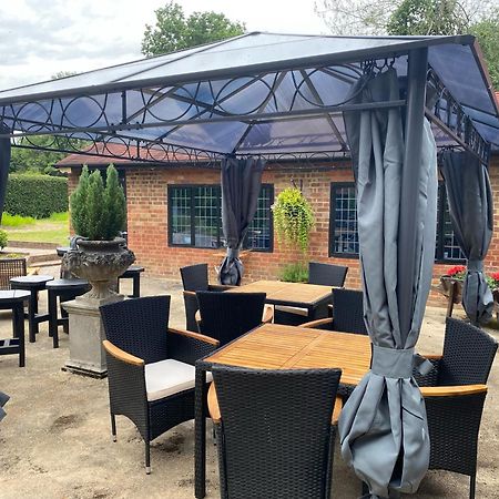 The Garth Guest Suite Studio Cottage Lingfield Luaran gambar