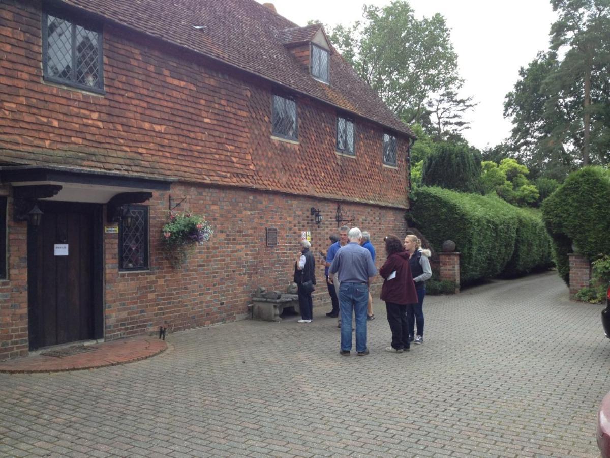The Garth Guest Suite Studio Cottage Lingfield Luaran gambar